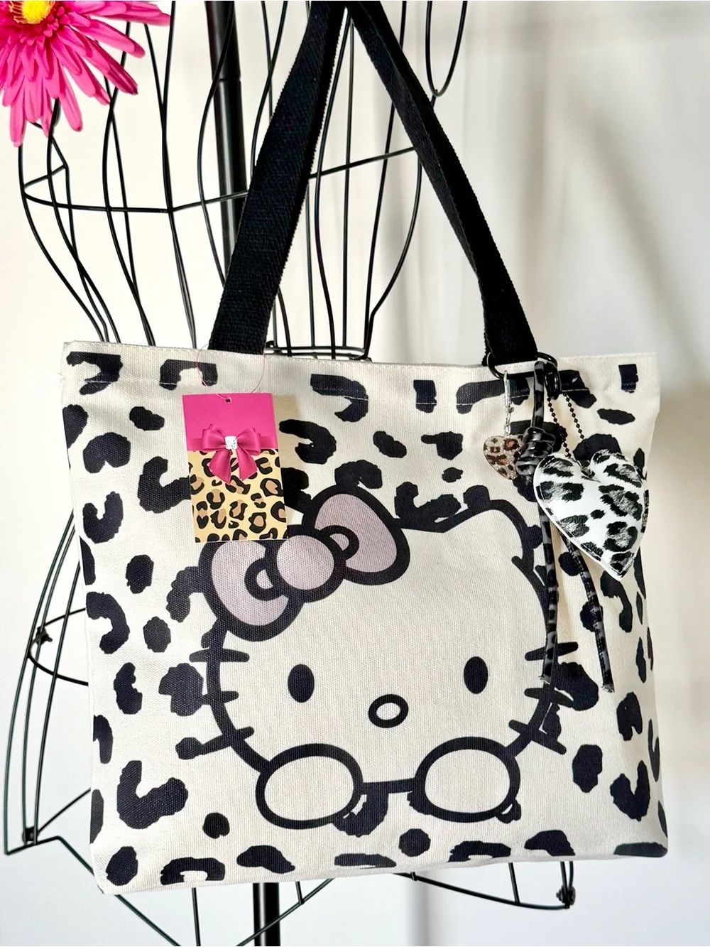 New Hello Kitty Cat Zippered Shopping Bag Purse Tote w/ Heart Charm - 14.5”